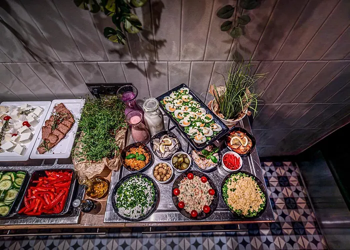 Ibis Centrum Hotel 2*